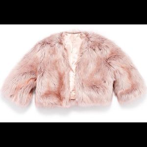 Ashley Nell Tipton faux-fur